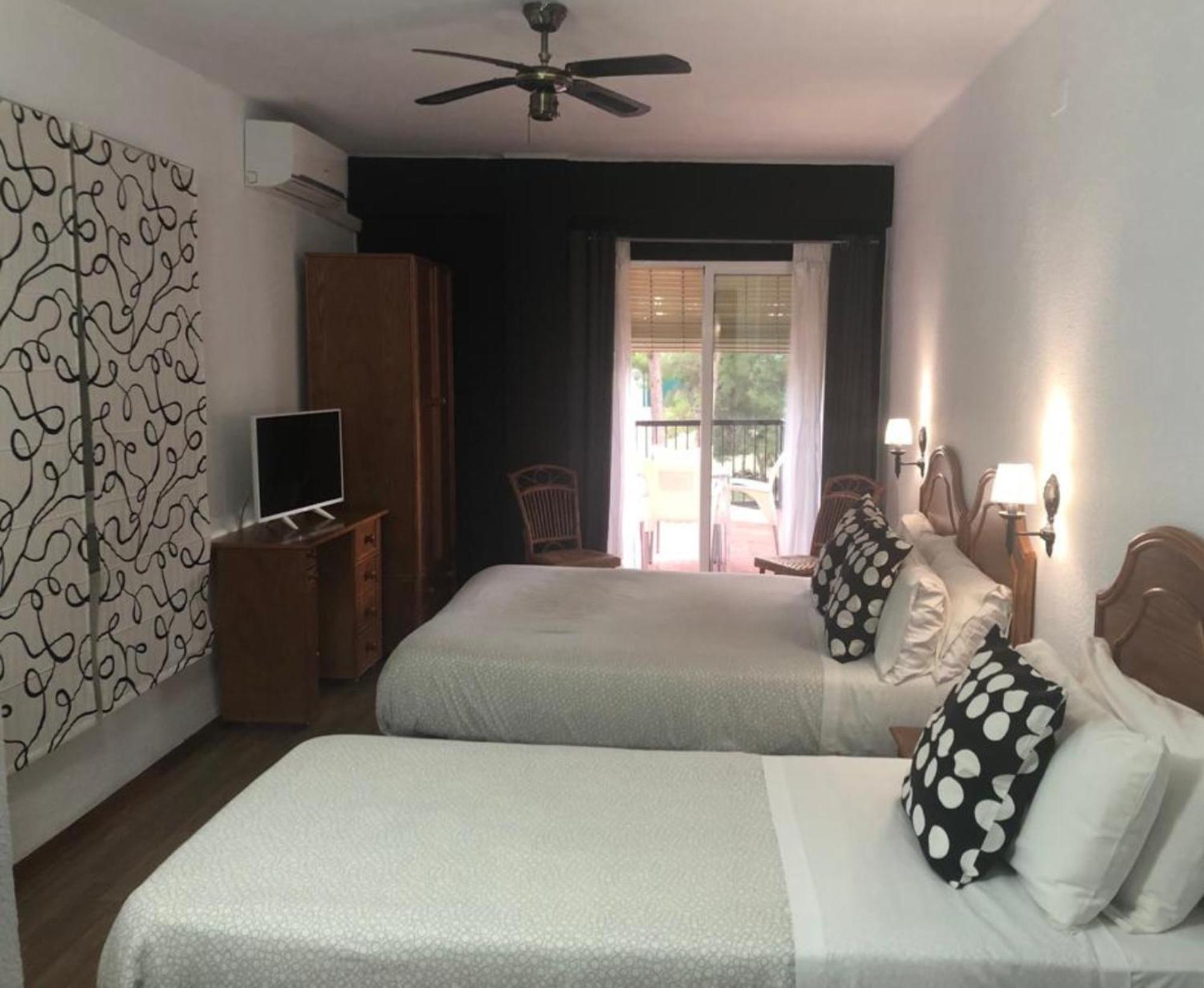 Altura Hostal Victoria מראה חיצוני תמונה