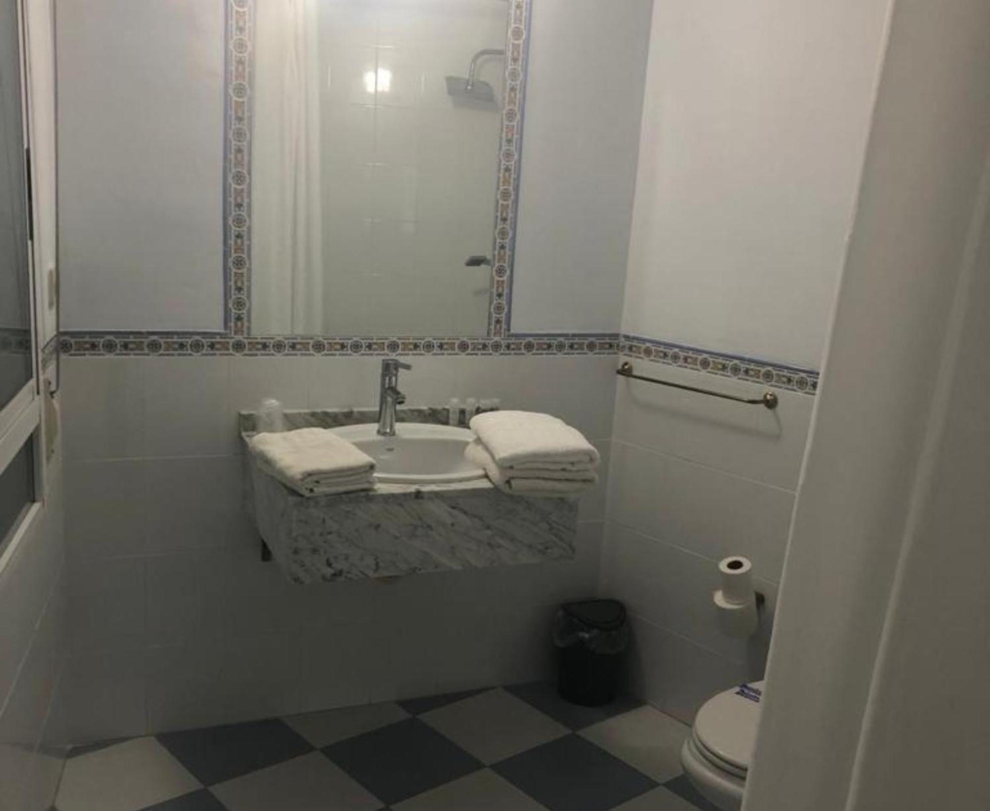 Altura Hostal Victoria מראה חיצוני תמונה