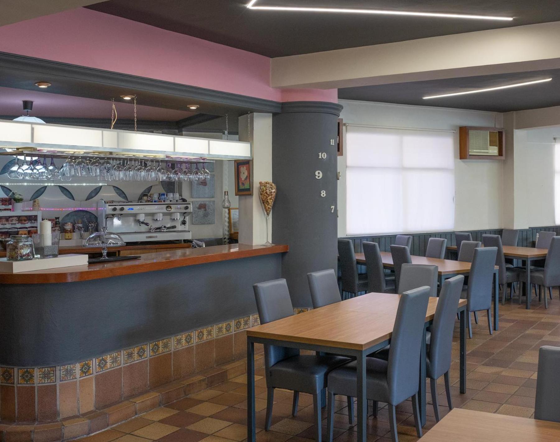Altura Hostal Victoria מראה חיצוני תמונה