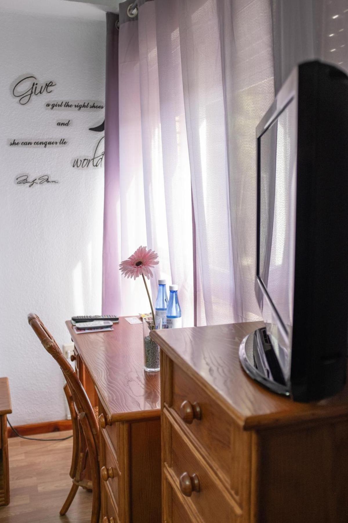 Altura Hostal Victoria מראה חיצוני תמונה