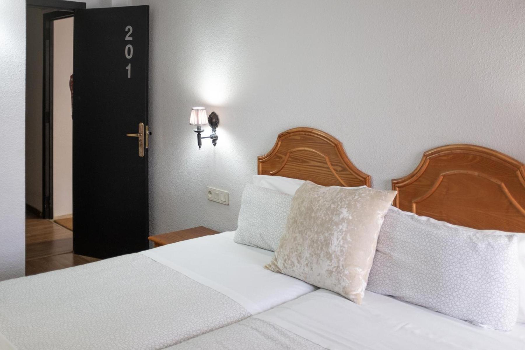 Altura Hostal Victoria מראה חיצוני תמונה