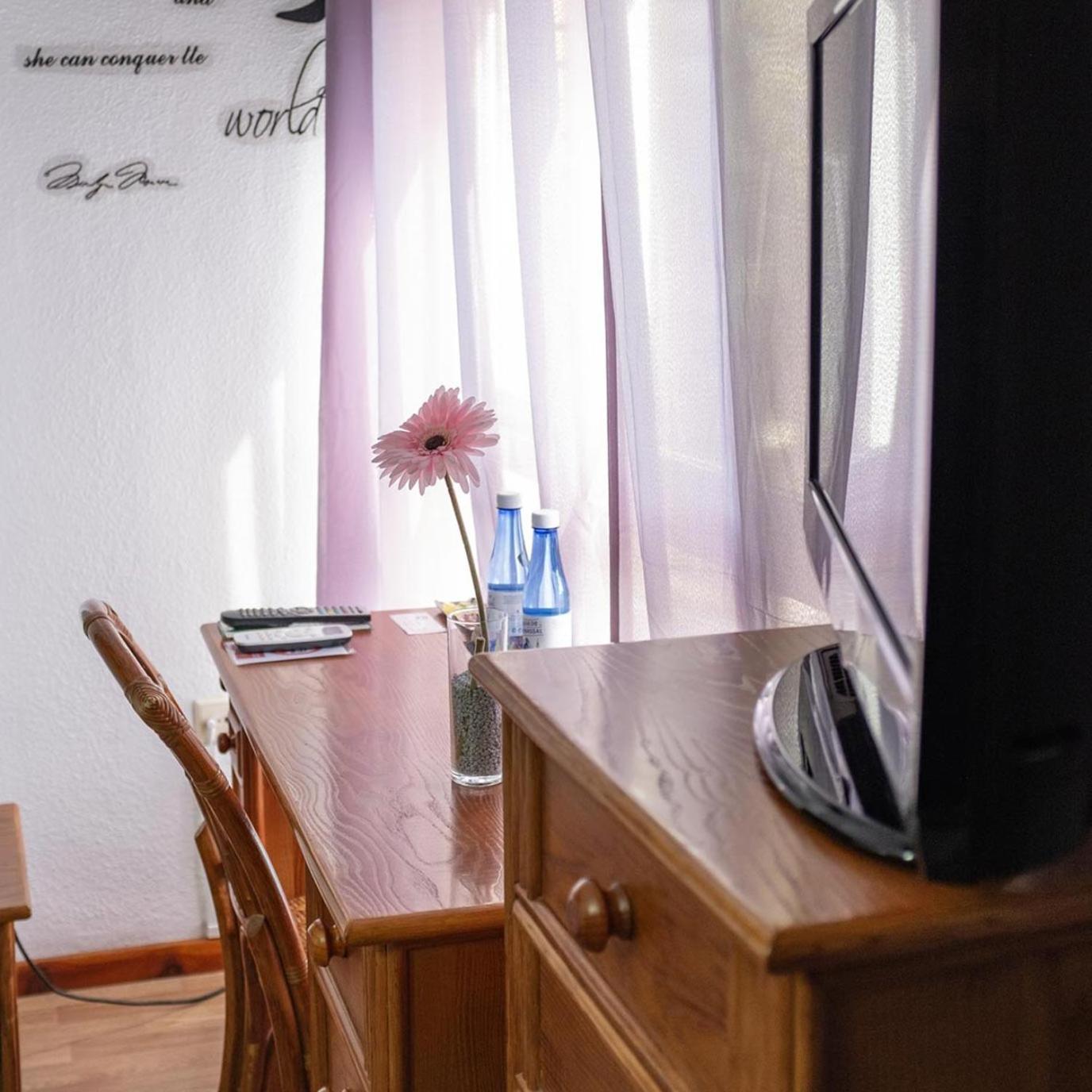Altura Hostal Victoria מראה חיצוני תמונה